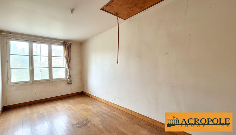 Maison - 95 m² - 5 pièces