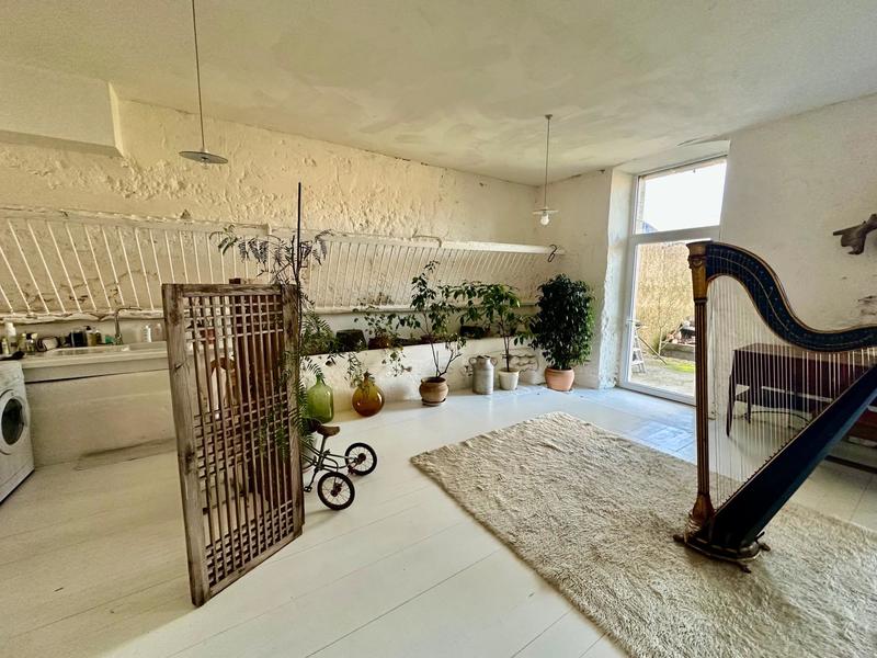 Maison - 354 m² - 12 pièces