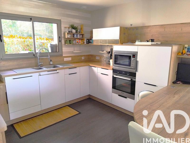 Maison - 123 m² - 4 pièces