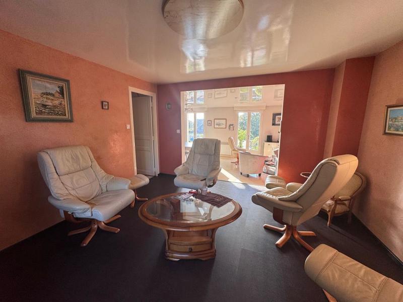 Maison - 167 m² - 5 pièces