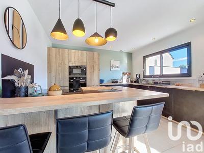 Maison - 143 m² - 6 pièces