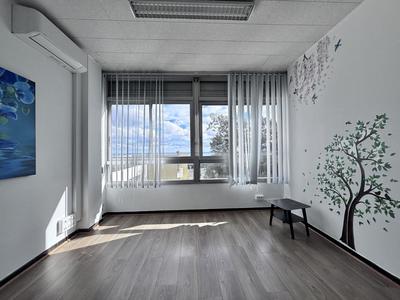 Bureau - 89 m²