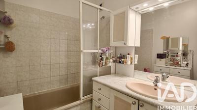 Appartement - 97 m² - 4 pièces