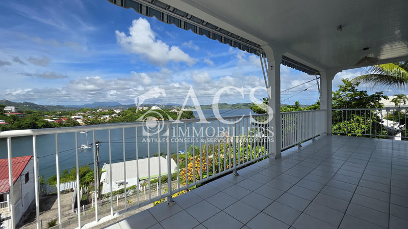 Maison - 87 m² - 4 pièces