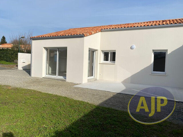 Maison - 77 m² - 4 pièces