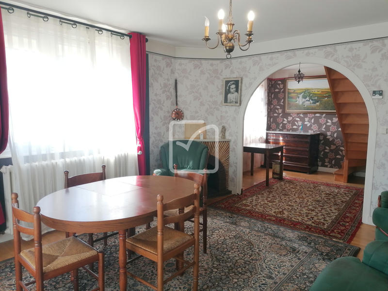 Maison - 110 m² - 5 pièces