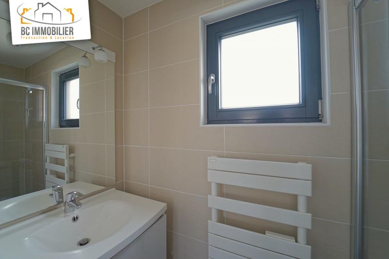 Maison - 104 m² - 5 pièces