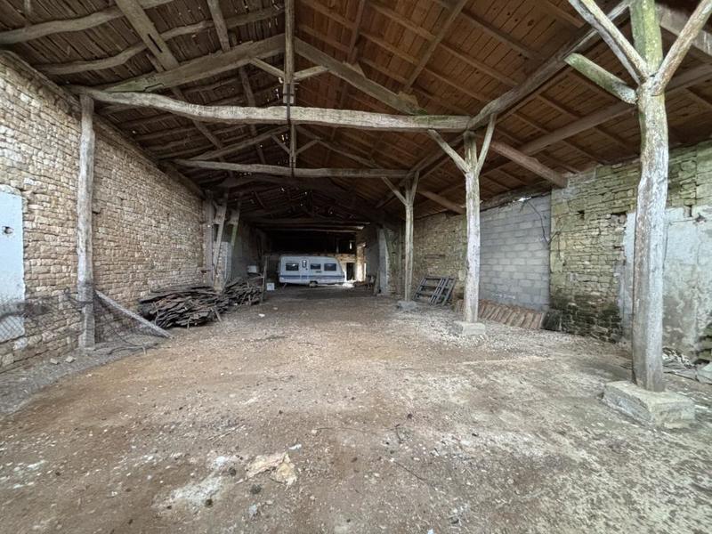 Maison - 216 m² - 11 pièces