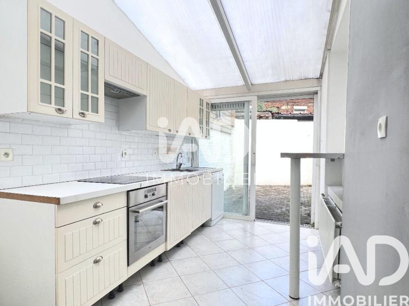 Maison - 98 m² - 6 pièces