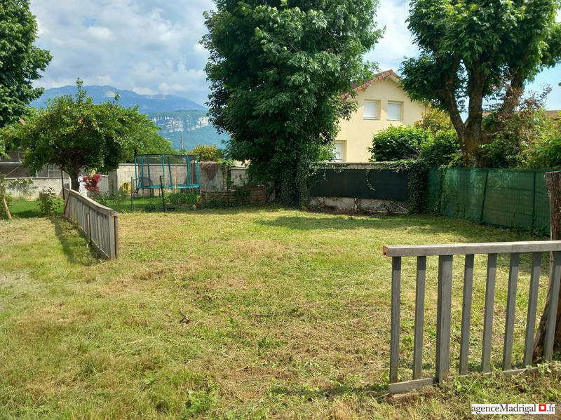 Appartement - 95 m² - 4 pièces