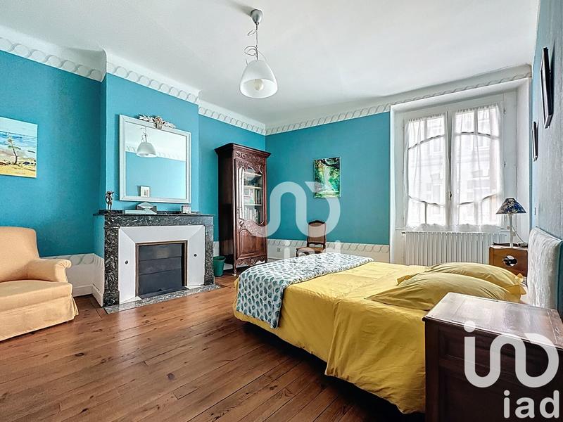 Maison de ville - 364 m² - 9 pièces