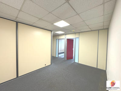 Bureau - 180 m²