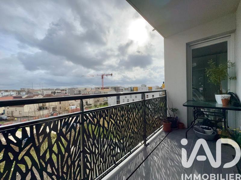 Appartement - 82 m² - 4 pièces