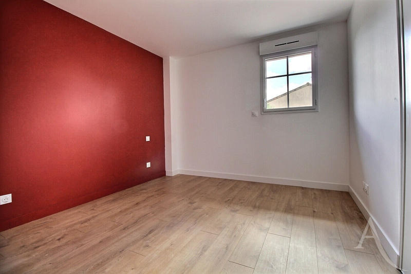 Maison - 141 m² - 6 pièces