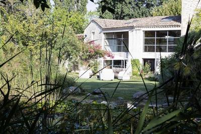 Moulin - 1 500 m² - 28 pièces