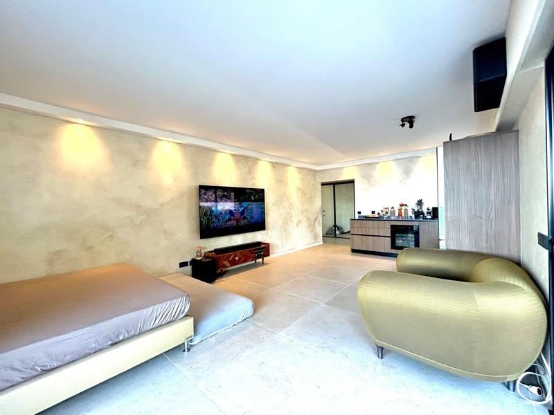 Appartement - 80 m² - 3 pièces