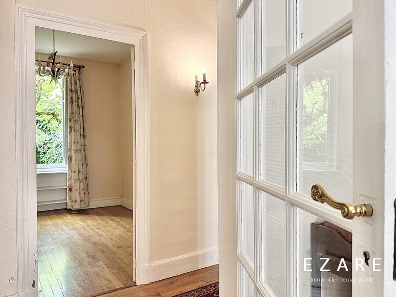 Appartement - 138 m² - 5 pièces