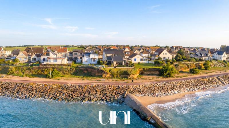 Maison - 237 m² - 7 pièces