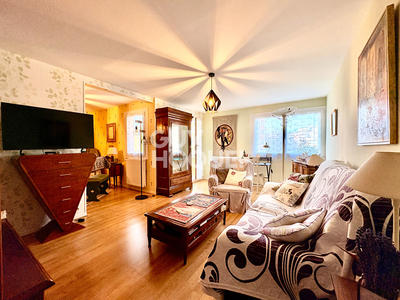 Appartement - 80 m² - 3 pièces