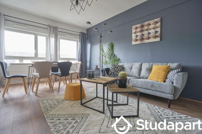 Chambre - 12 m² - 1 pièce