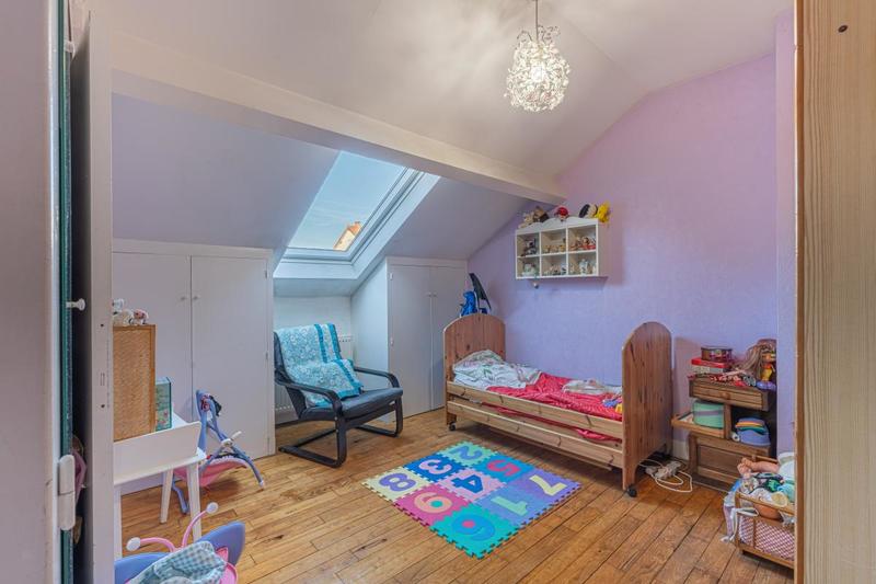 Maison - 175 m² - 8 pièces