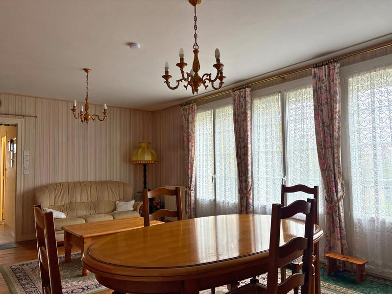 Maison - 111 m² - 5 pièces