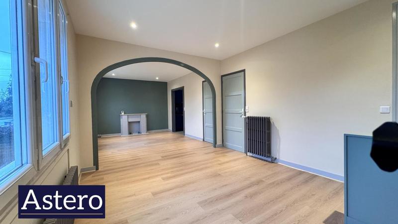 Maison - 108 m² - 8 pièces