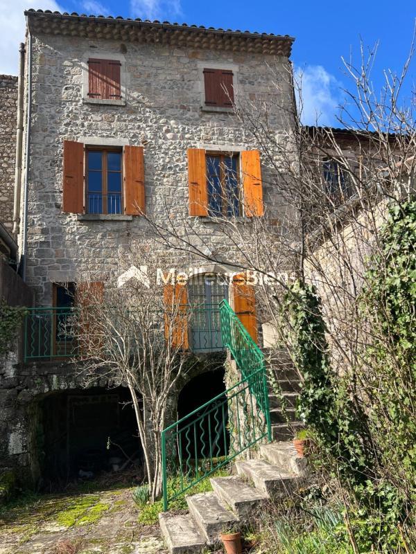 Maison en pierre - 150 m² - 6 pièces