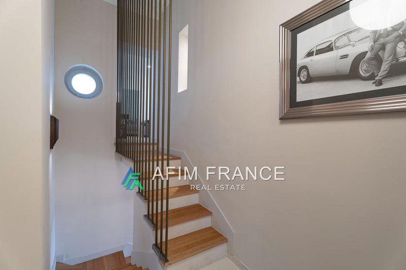 Maison de ville - 227 m² - 4 pièces