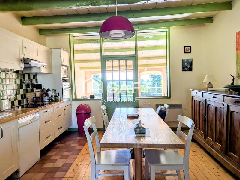 Maison de village - 163 m² - 6 pièces