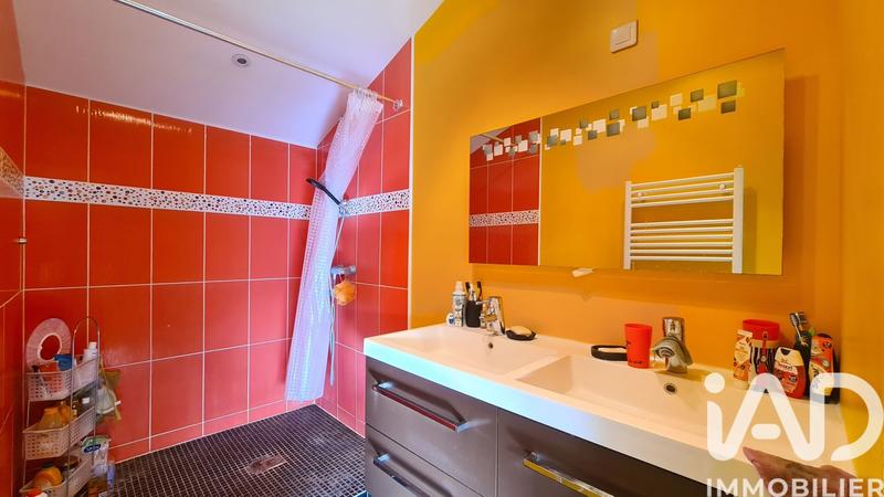 Maison - 327 m² - 7 pièces