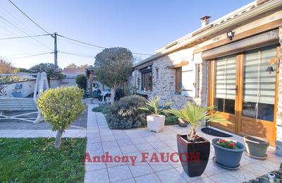 Maison - 188 m² - 7 pièces