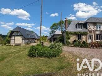 Maison - 250 m² - 11 pièces