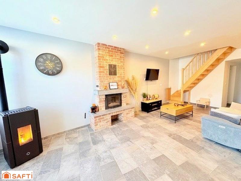 Maison - 95 m² - 6 pièces