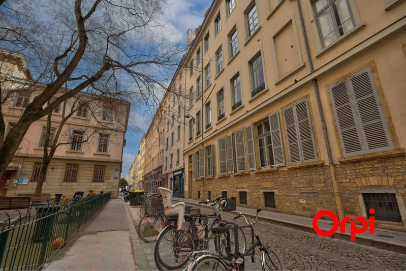 Studio - 28 m² - 1 pièce