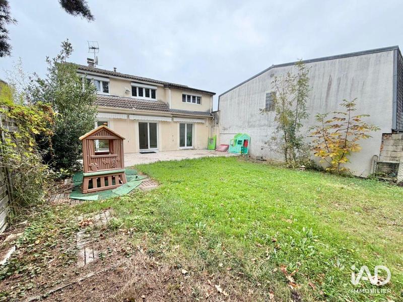 Maison - 120 m² - 5 pièces