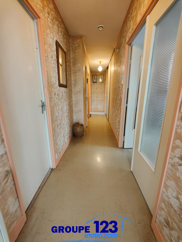 Maison - 83 m² - 5 pièces