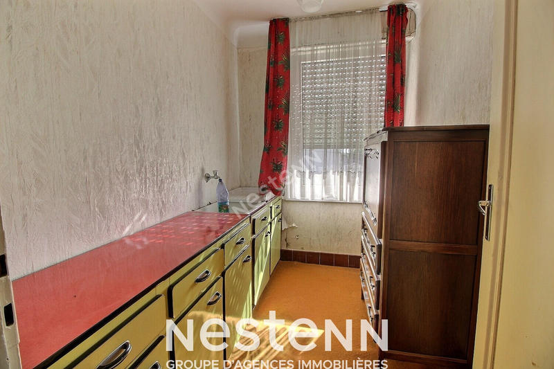 Maison - 176 m² - 9 pièces