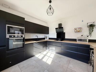 Maison - 96 m² - 4 pièces