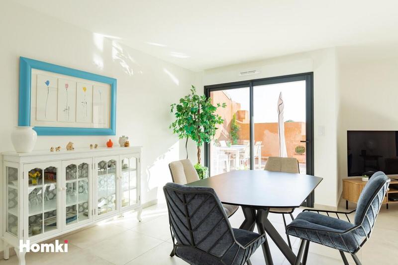 Appartement - 75 m² - 2 pièces