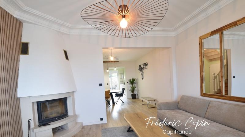 Villa - 190 m² - 8 pièces