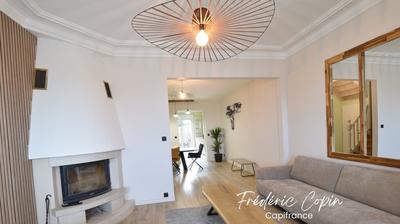 Villa - 190 m² - 8 pièces