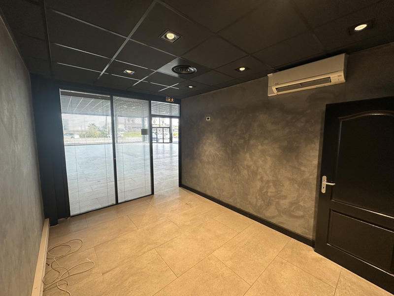 Local commercial - 800 m²