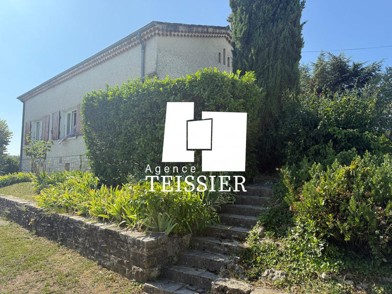 Maison - 184 m² - 5 pièces