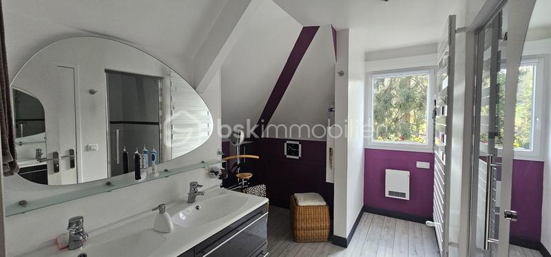 Maison - 170 m² - 7 pièces