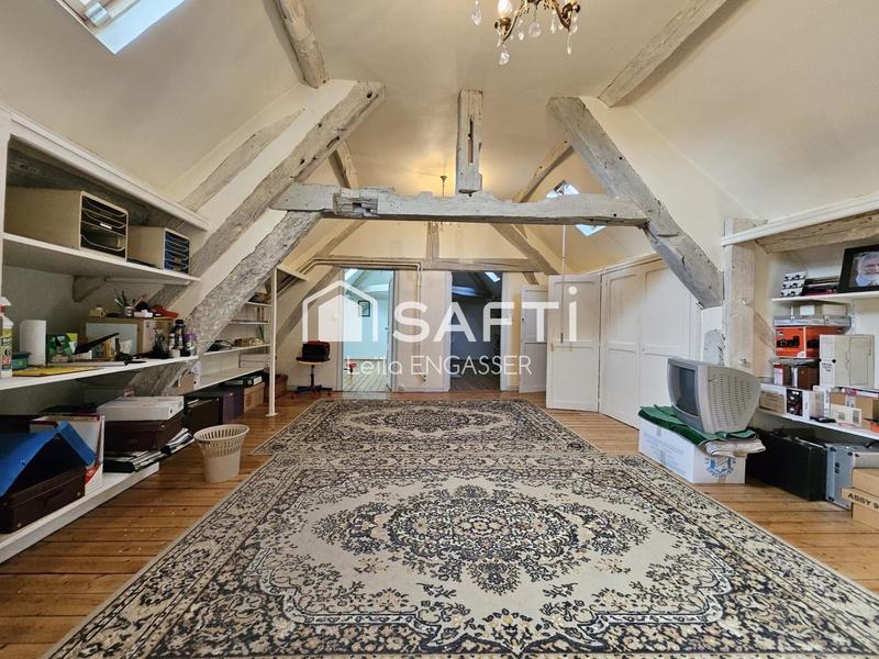 Maison - 465 m² - 10 pièces