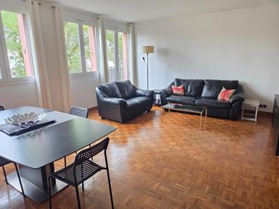 Appartement - 81 m² - 3 pièces