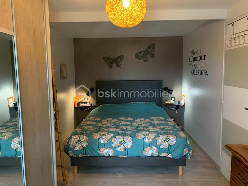 Maison traditionnelle - 148 m² - 6 pièces