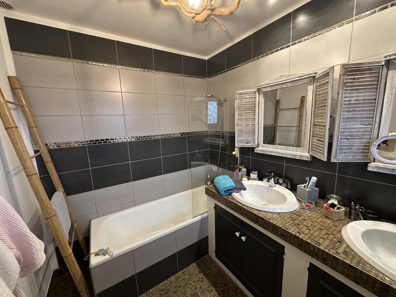 Maison - 123 m² - 5 pièces