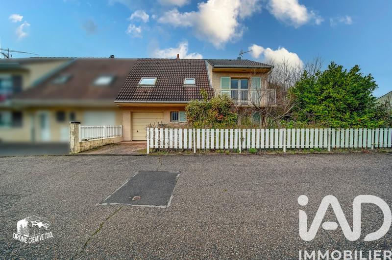 Maison - 110 m² - 4 pièces